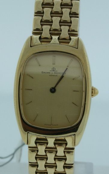 Baume et Mercier, NEW 18k Yellow Gold Watch.  