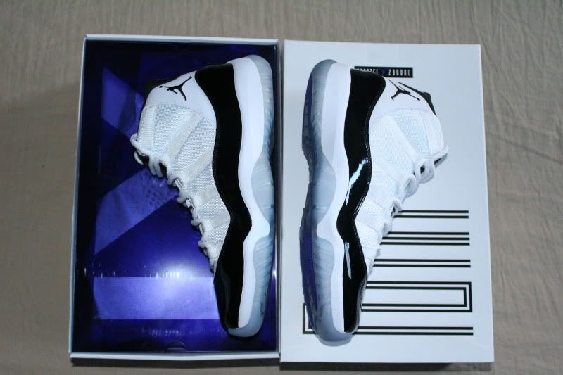 New Nike Air Jordan XI 11 Concord White Black Retro 2011 Size 10.5 DS 