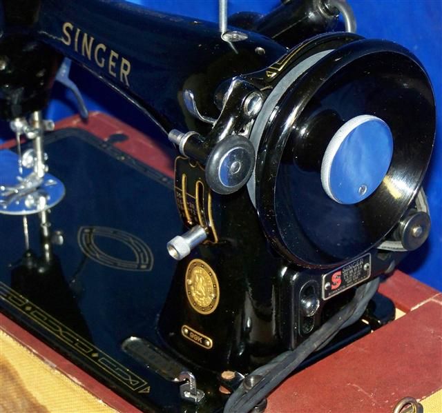 SINGER 99K SEWING MACHINE SERVICED READY TO SEW A BEAUTY ORIGINAL CASE 