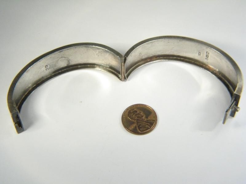 ANTIQUE ENGLISH STERLING SILVER BANGLE BRACELET c1884  