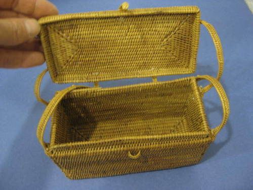 vtg 30s Woven Pine Needle Straw Basket Box Purse  