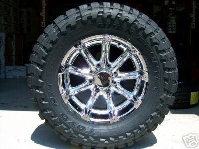 XD Badlands chrome wheels 33 Toyo Open Country MT  