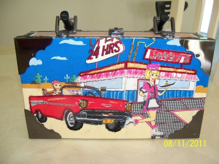 NEW CIGAR BOX PURSE WOMANS ACCESSORY 50s SCENE CUTE  