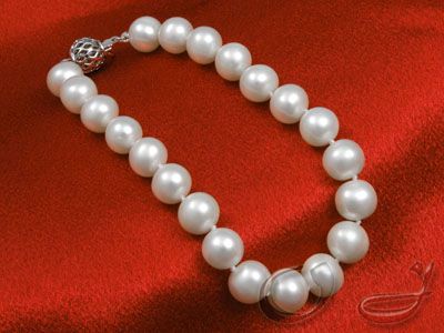 White 9mm Genuine Culture Pearl Bracelet 14K Gold Clasp  