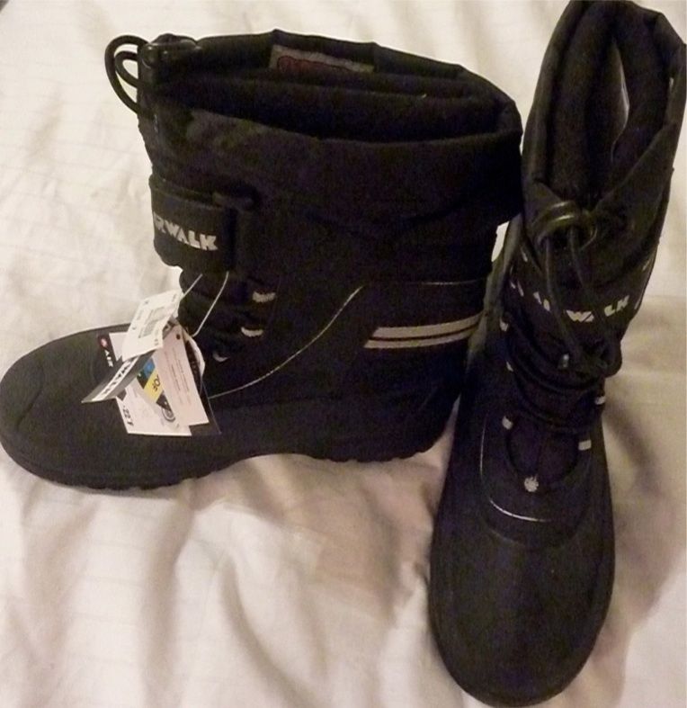 NEW Black & Silver Airwalk Thermolite Waterproof Snow Winter Boots 