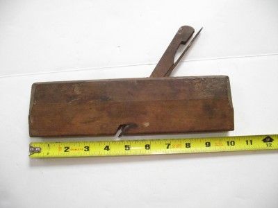 Antique Tools Intriguing 18th Century Molding Plane?  