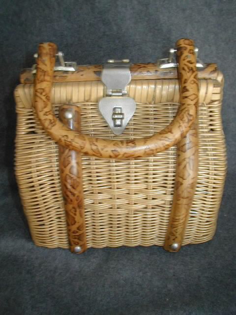 VTG 50S 60S RATTAN WICKER STRAW PURSE WOOD HANDLE SIMON MR ERNEST 