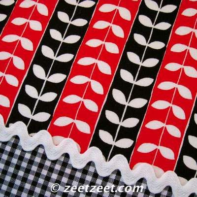 Robert Kaufman Mingle LEAFY STRIPE Red Black Fabric /Yd  