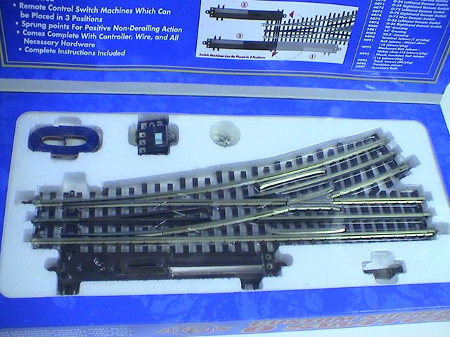 Atlas O Gauge 3 Rail Remote Switches No. 6072 LH, 6073 RH, O 72 