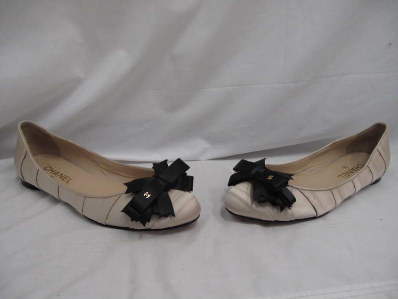 Chanel Champagne Pleated Satin Black Bow Ballet Flats 40  