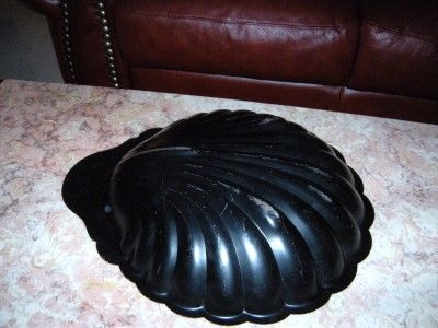 VINTAGE LARGE BLACK TOLEWARE SHELL BOWL w FRUIT DESIGN  