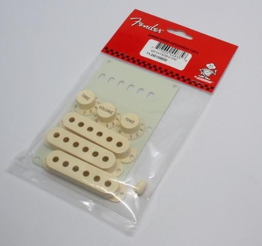 New Fender Stratocaster Accessory Kit, AGED WHITE  