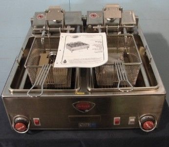 NEW Wells F88 Electric Two Well Countertop Fryer with Autolifts  