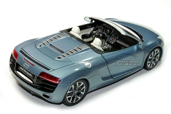 KYOSHO AUDI R8 SPYDER SPIDER FSI V10 DIE CAST 1/18 BLUE  