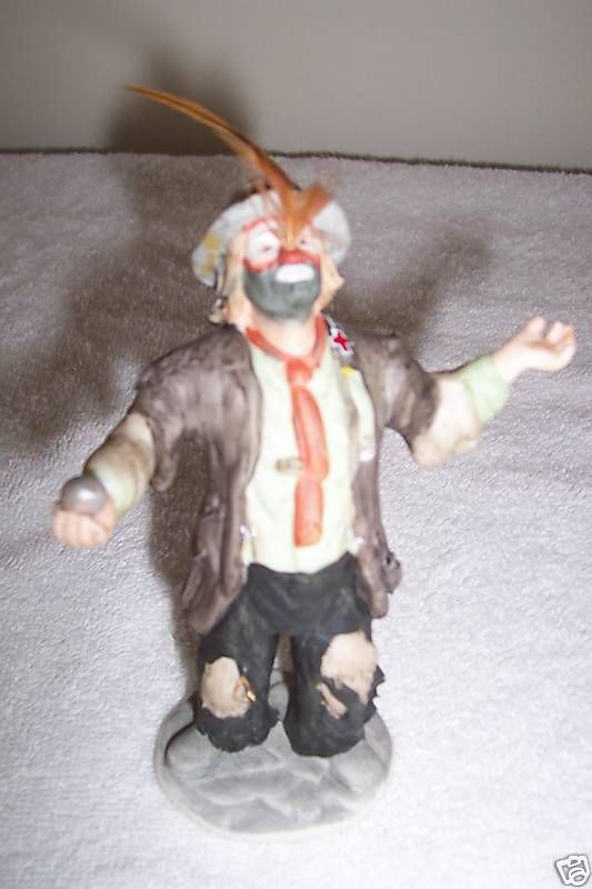 EMMETT KELLY JR MINATURE COLLECTION BALANCING ACT  