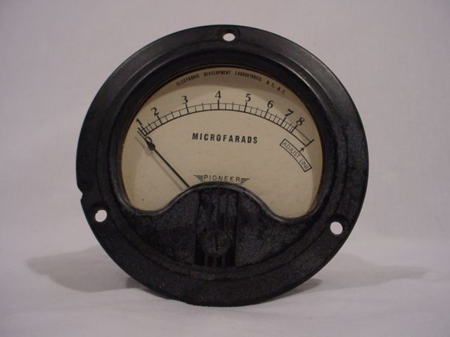 VINTAGE PIONEER MICROFARADS AIRCRAFT METER / GAUGE  