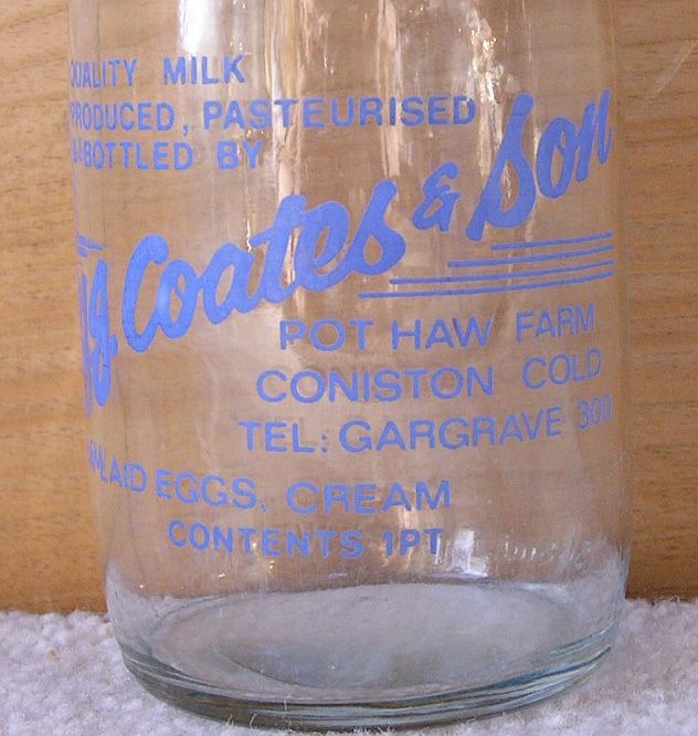 Vintage J.J. Coates & Sons Milk Bottle Pt Pot Haw Farm  