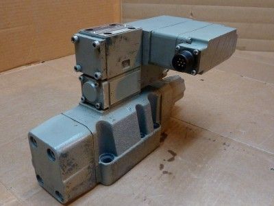 Bosch Directional Valve 0 811 404 300 #25793  