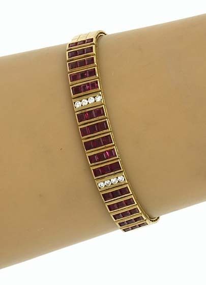 AMAZING 14K GOLD 4.25 CTS DIAMONDS & RUBIES BRACELET  