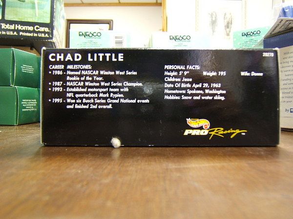 Hot Wheels Pro Racing Nascar Chad Little John Deere #97  