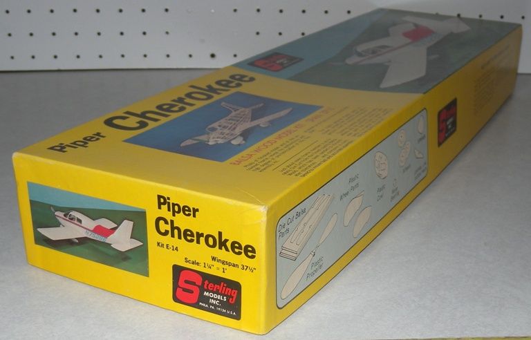   WS Sterling Piper Cherokee Balsa Flying Model Airplane Kit E 14 VTG