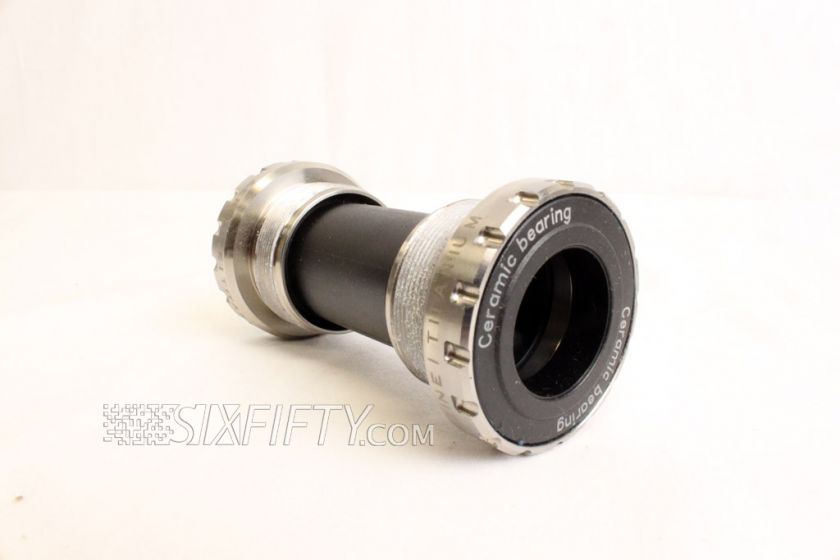 NEW AEROZINE TITANIUM BOTTOM BRACKET 68/73 BLACK CERAMIC  