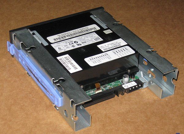 IBM SEAGATE STD2401LW DDS4 40GB TAPE DRIVE  