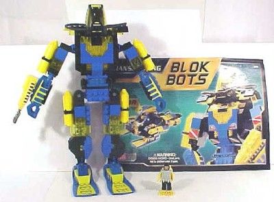 Mega Bloks SCUBA Transforming Bots Building Set #9341 on PopScreen