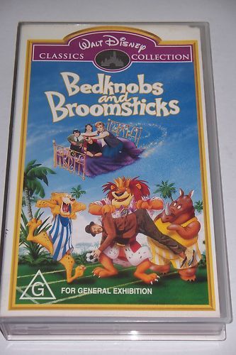 BEDKNOBS AND BROOMSTICKS WALT DISNEY VHS VIDEO  